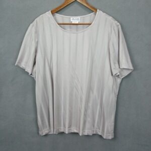 Vintage Blair T Shirt Women XL Light Gray Striped Round Neck Everyday Wear